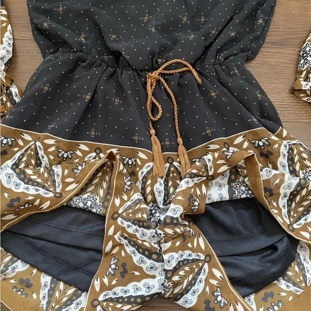 EUC Japan Jumper Romper Shorts Women’s Size S Ajrakh style Paisley Print Boho - Picture 14 of 16